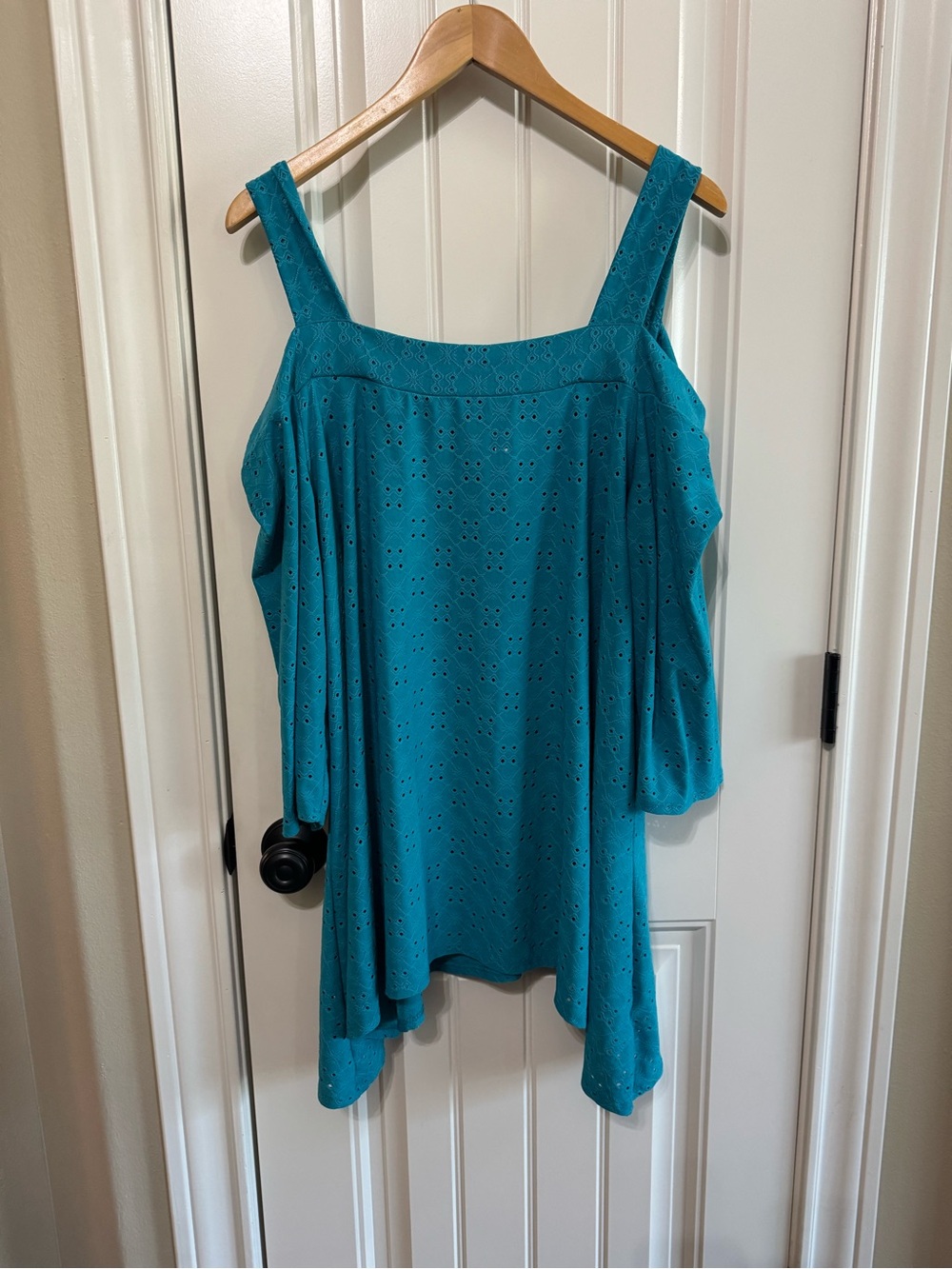 NY Collection Woman Teal Blue Cold Shoulder Eyelet Sharkbite Tunic Top Dress 2X - Picture 1 of 7